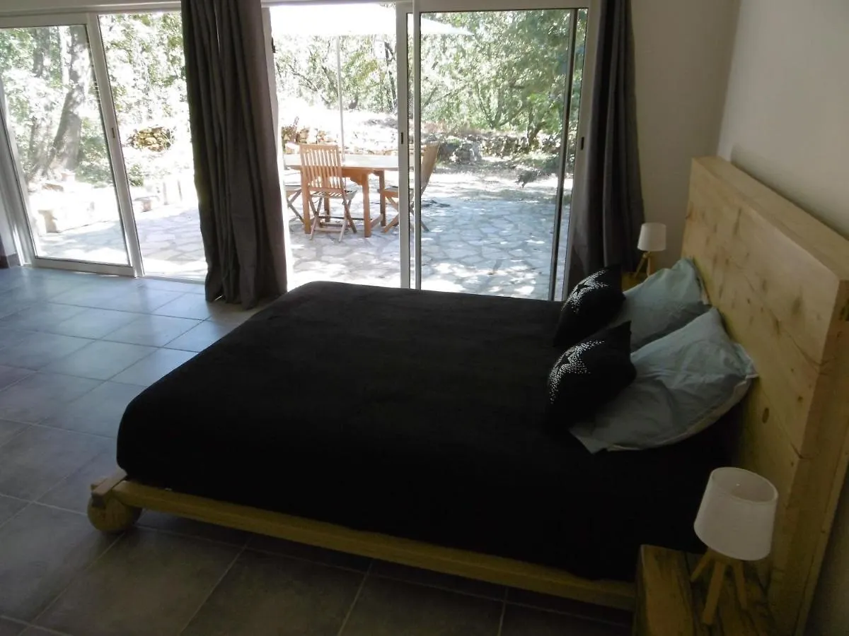 Pied A Terre Au Coeur Du Luberon, Provence Hotel Viens 0*,  France