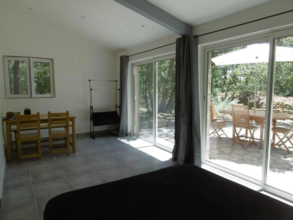Hotel Pied A Terre Au Coeur Du Luberon, Provence Viens Francia
